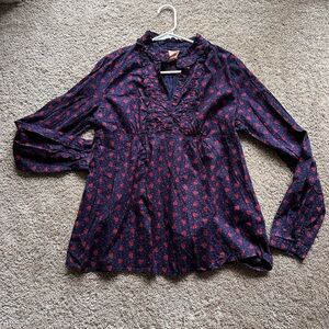 Faded Glory Dark Blue and Red Patterned Blouse